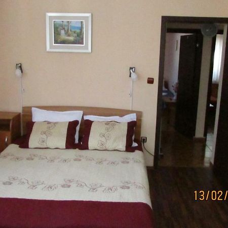 Vila Marcela Busteni Luaran gambar